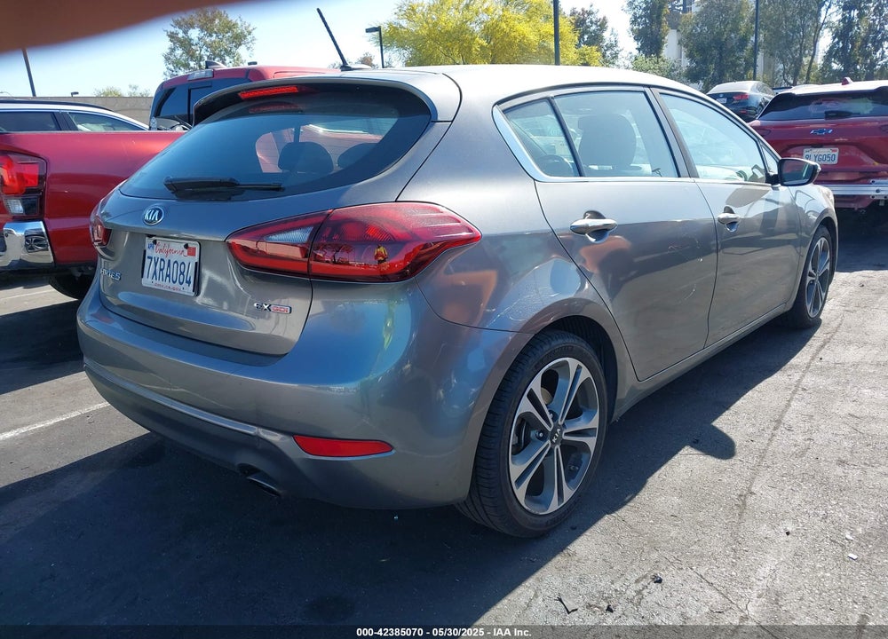2016 KIA FORTE EX VIN: KNAFX5A83G5628913