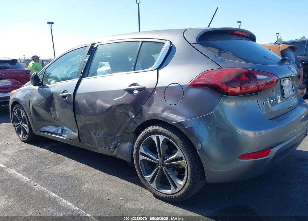 2016 KIA FORTE EX VIN: KNAFX5A83G5628913