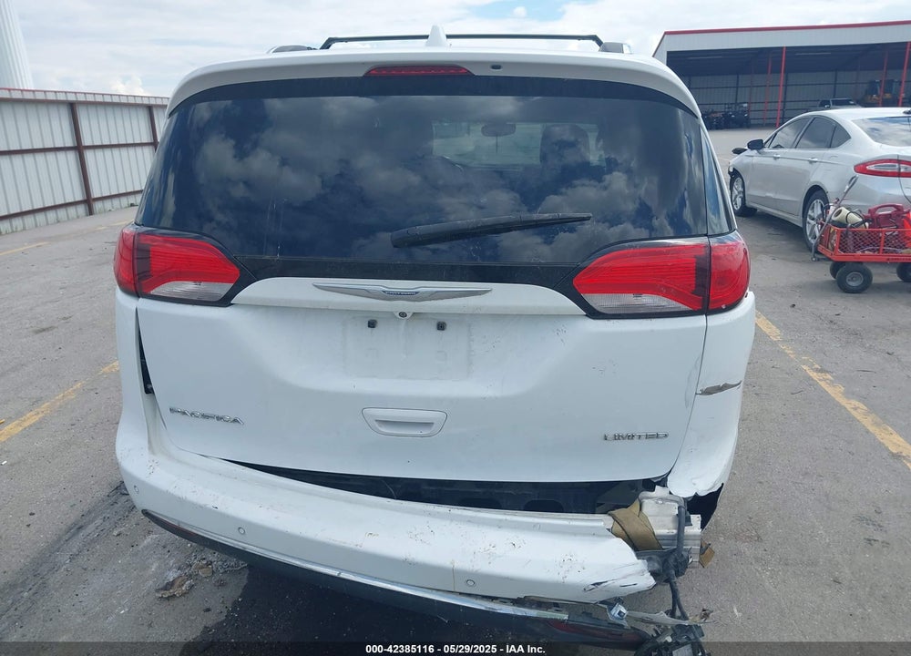 2017 CHRYSLER PACIFICA LIMITED VIN: 2C4RC1GG3HR751909