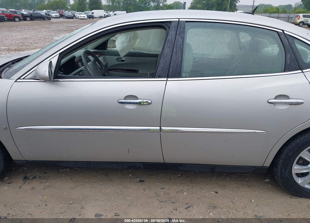 2008 BUICK LACROSSE VIN: 2G4WC582981169384