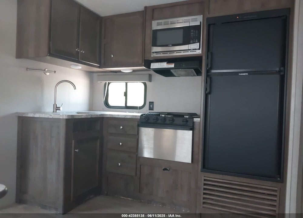 2018 COLEMAN TRAILER VIN: 4YDT28526JY935796
