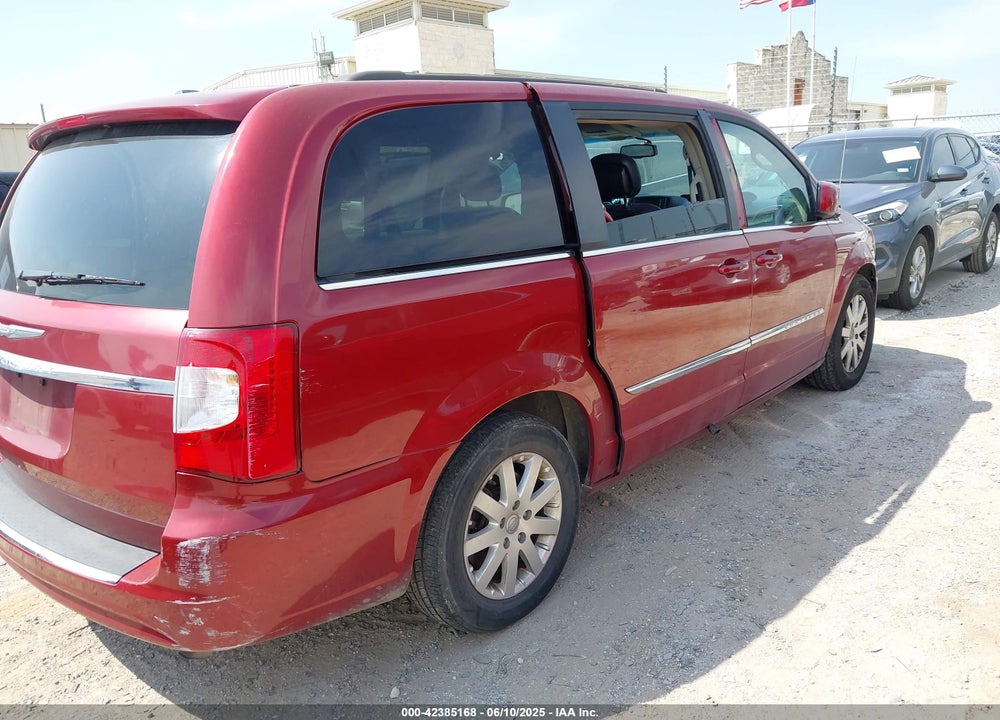 2014 CHRYSLER TOWN & COUNTRY TOURING VIN: 2C4RC1BG5ER441098