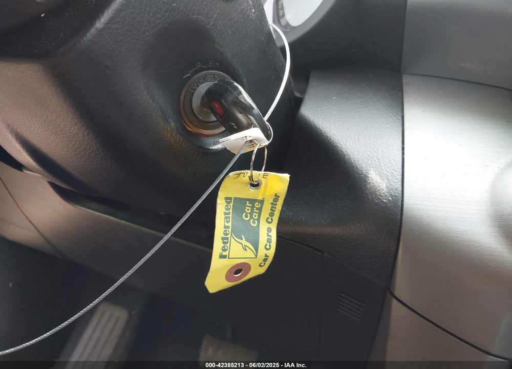 2007 TOYOTA RAV4 VIN: JTMBD32V775093586
