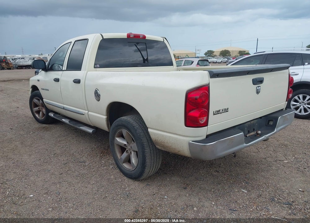 2007 DODGE RAM 1500 VIN: 1D7HA18217J613685