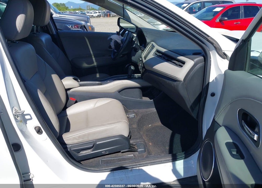 2016 HONDA HR-V VIN: 3CZRU5H76GM756038
