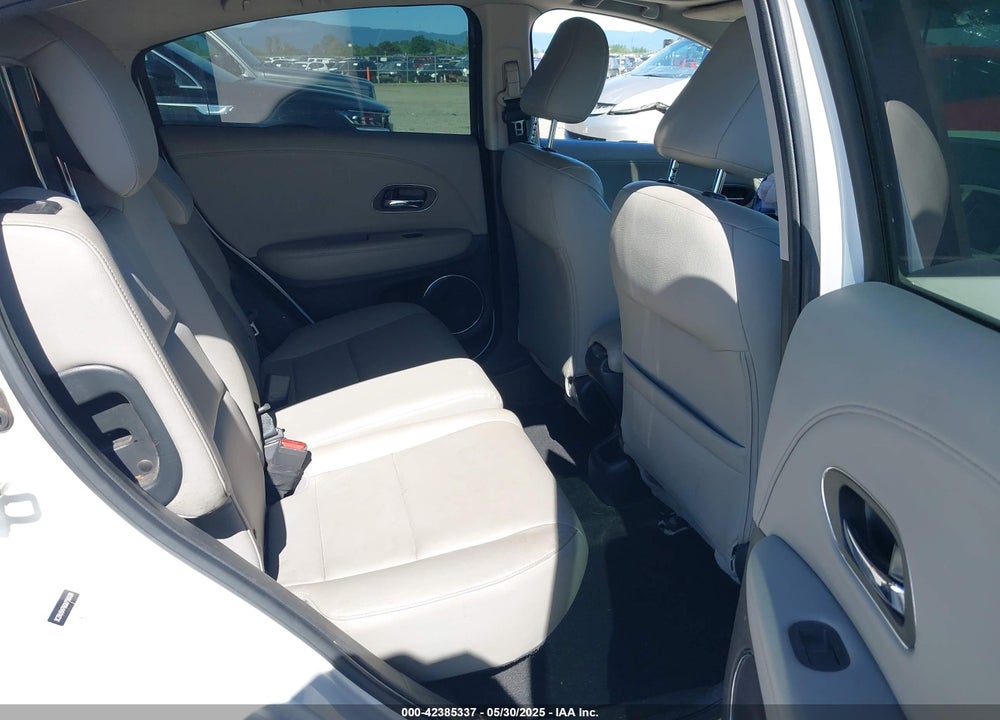 2016 HONDA HR-V VIN: 3CZRU5H76GM756038