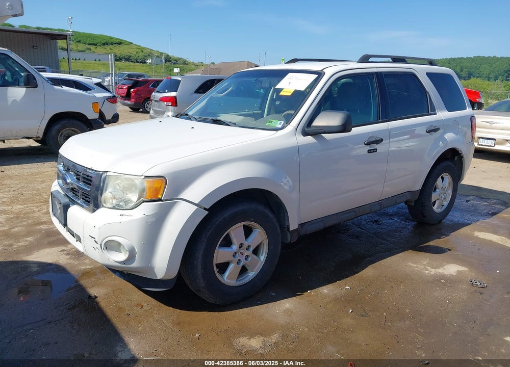 2009 FORD ESCAPE VIN: 1FMCU93G89KA82202
