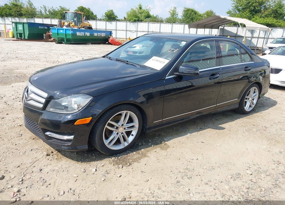 2013 MERCEDES-BENZ C 250 VIN: WDDGF4HB8DR267856