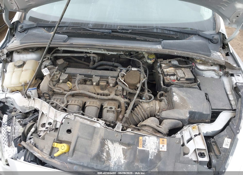 2016 FORD FOCUS VIN: 1FADP3E20GL281515