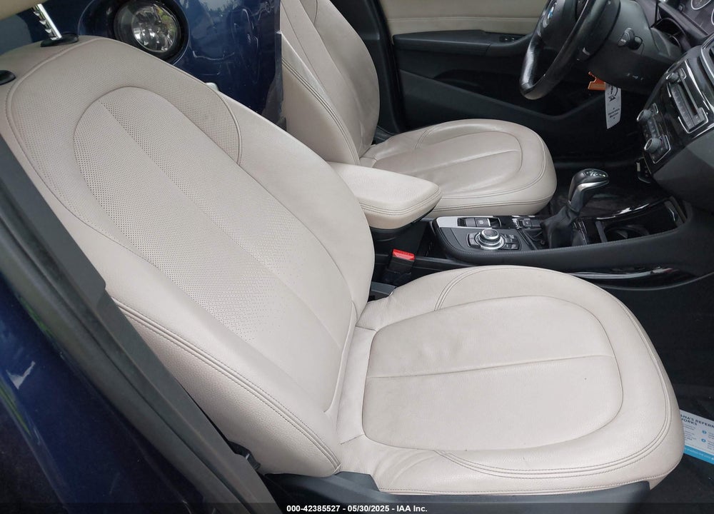 2016 BMW X1 VIN: WBXHT3C32G5E48485