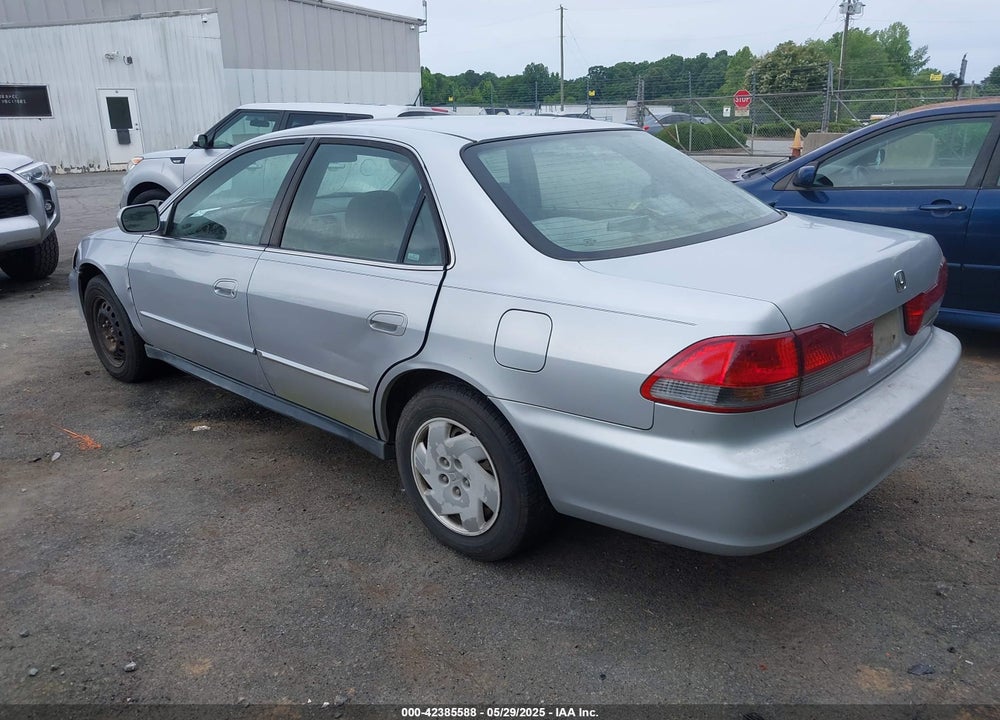 2002 HONDA ACCORD 3.0 LX VIN: 1HGCG16472A052801