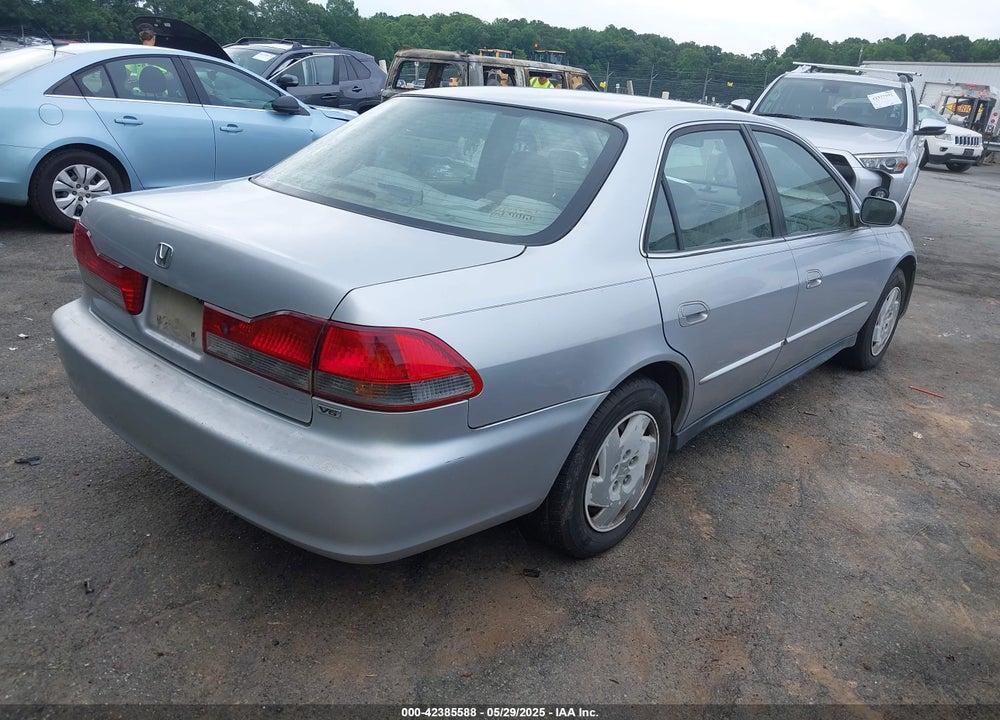 2002 HONDA ACCORD 3.0 LX VIN: 1HGCG16472A052801