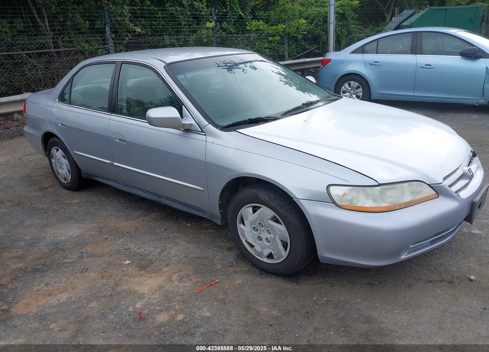 2002 HONDA ACCORD 3.0 LX VIN: 1HGCG16472A052801
