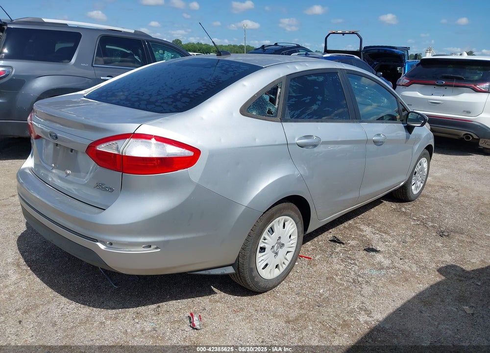 2017 FORD FIESTA VIN: 3FADP4AJ4HM122628