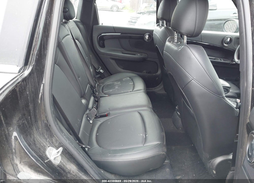2019 MINI COOPER COUNTRYMAN VIN: WMZYT5C5XK3E69664