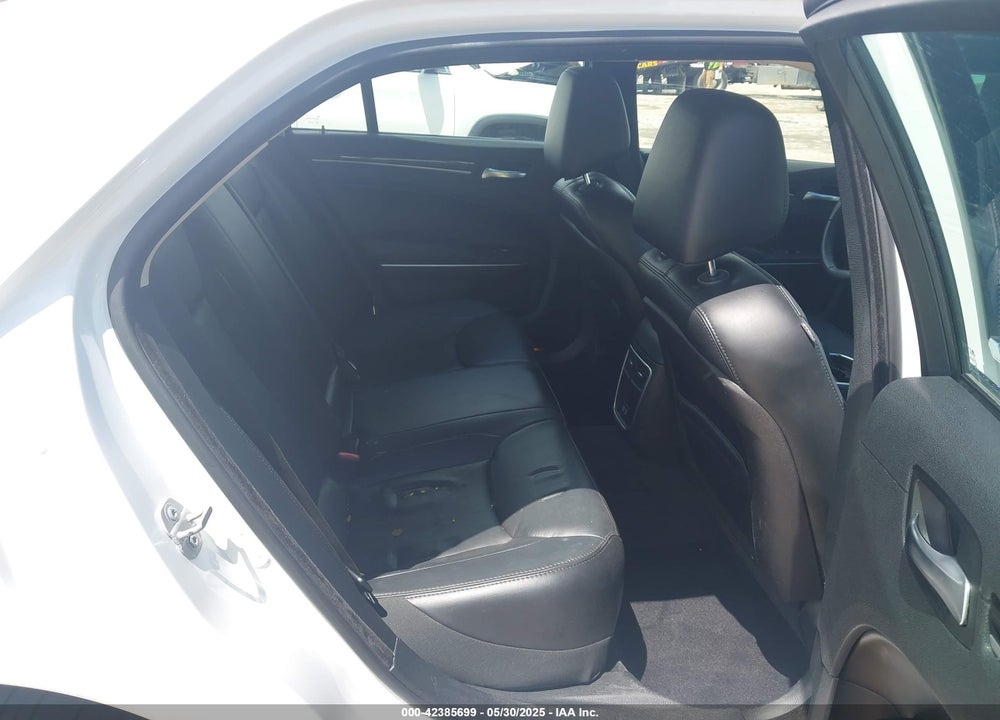 2015 CHRYSLER 300 VIN: 2C3CCAAG6FH893872