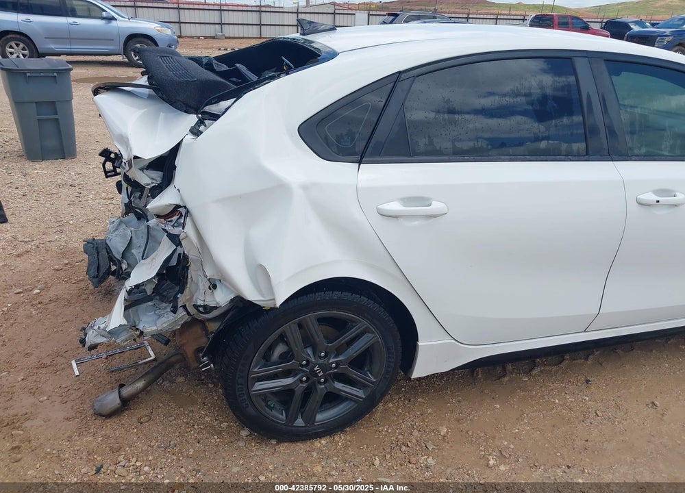 2020 KIA FORTE VIN: 3KPF34AD4LE171095