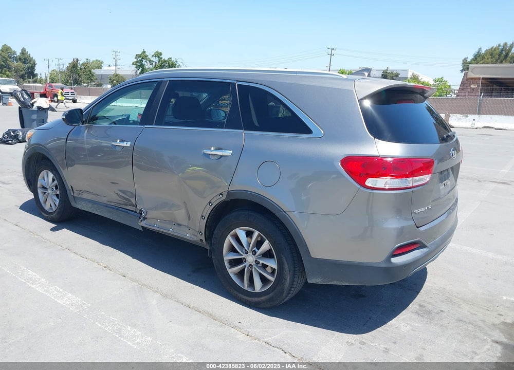 2016 KIA SORENTO 3.3L LX VIN: 5XYPG4A51GG077296