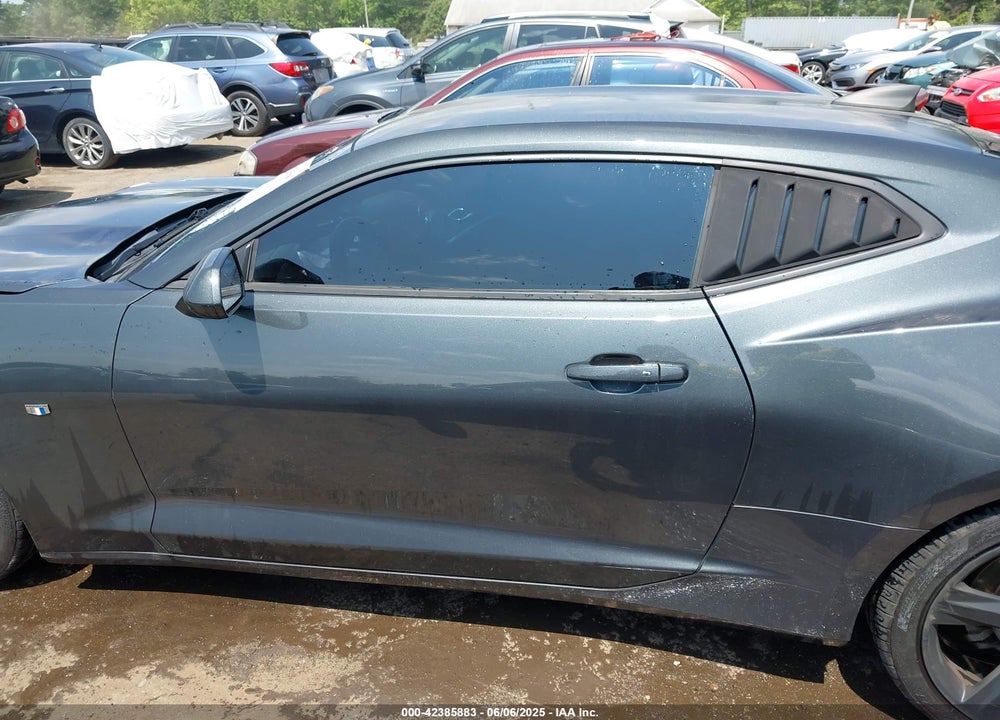 2017 CHEVROLET CAMARO 1LT VIN: 1G1FB1RX8H0211431