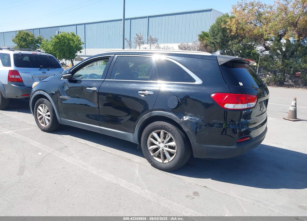 2016 KIA SORENTO 2.4L LX VIN: 5XYPG4A3XGG038558