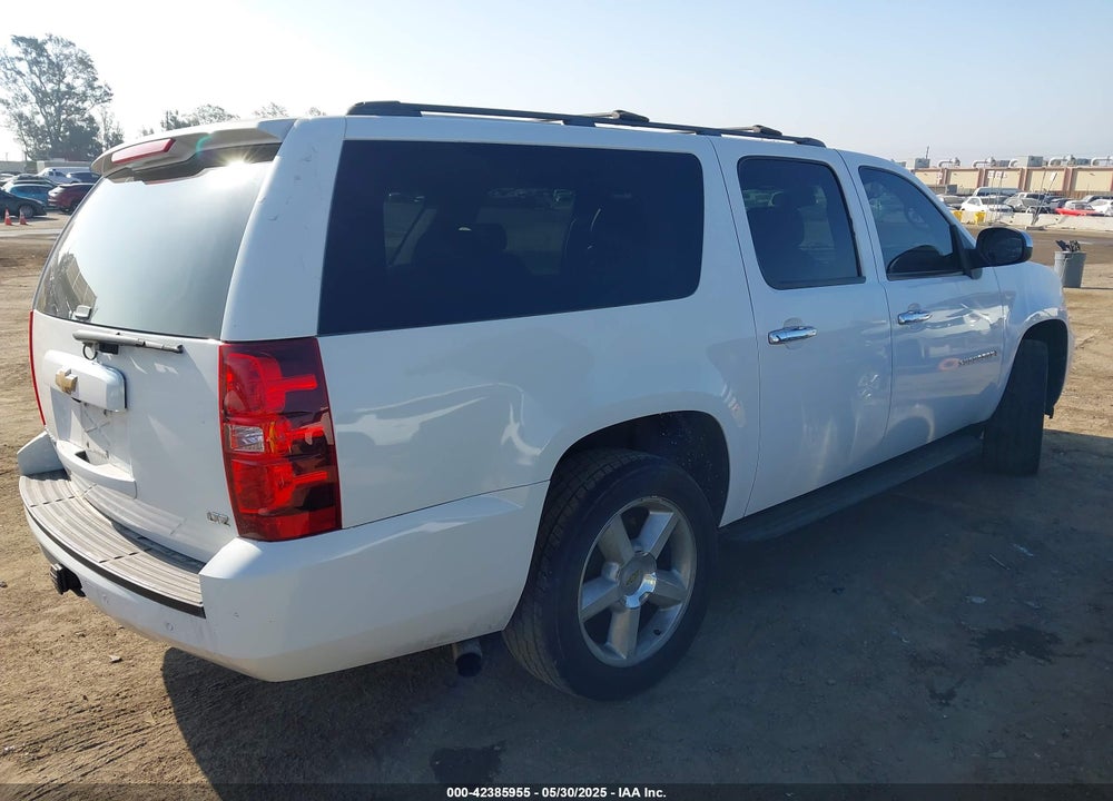 2008 CHEVROLET SUBURBAN 1500 VIN: 1GNFC16J68R239915