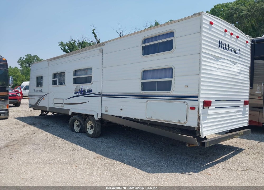 2006 FOREST RIVER WILDWOO 31QBSS VIN: 4X4TWDG286A238279