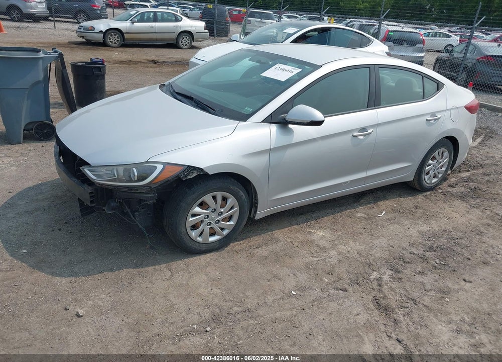 2017 HYUNDAI ELANTRA VIN: KMHD74LF4HU136376