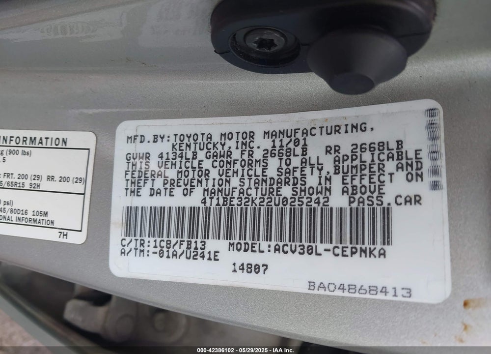 2002 TOYOTA CAMRY LE VIN: 4T1BE32K22U025242