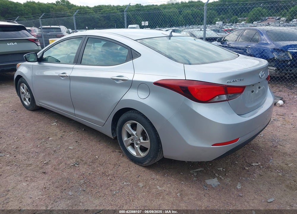 2014 HYUNDAI ELANTRA VIN: 5NPDH4AE1EH522612