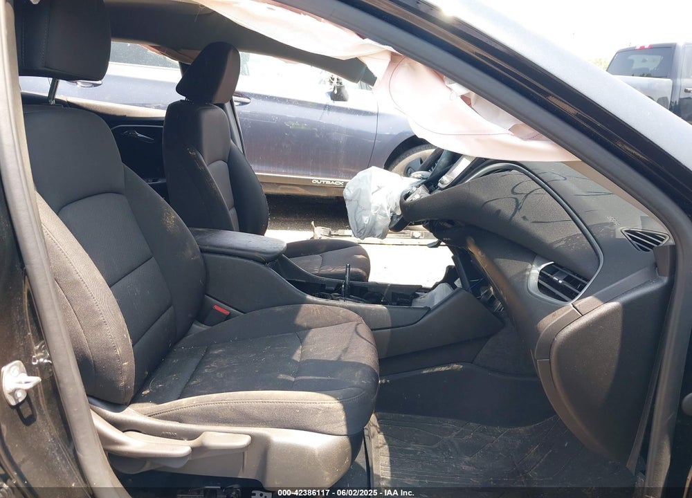 2025 CHEVROLET MALIBU VIN: 1G1ZG5ST9SF104955