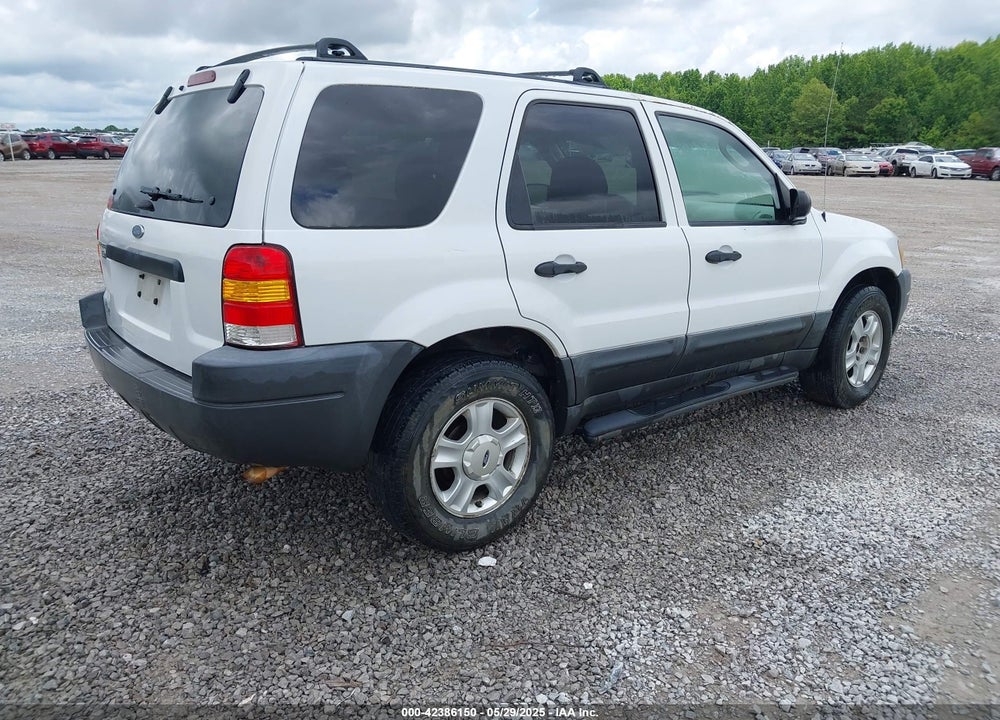 2003 FORD ESCAPE XLT VIN: 1FMYU93133KD21454
