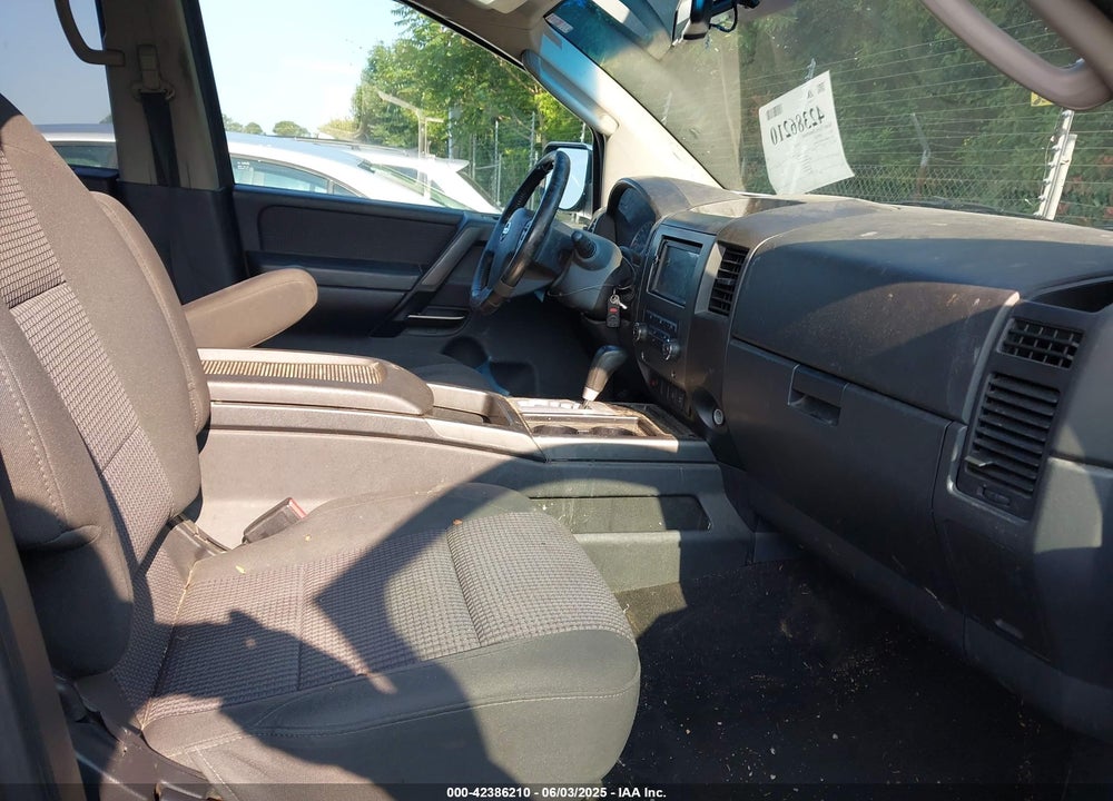 2011 NISSAN TITAN VIN: 1N6BA0EDXBN326408