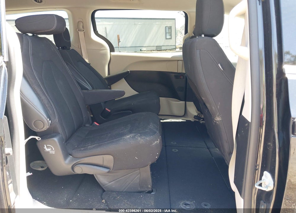 2022 CHRYSLER VOYAGER LX VIN: 2C4RC1CG3NR227130