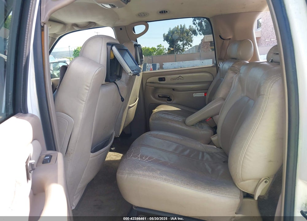 2002 GMC YUKON XL 1500 DENALI VIN: 1GKFK66U72J284200