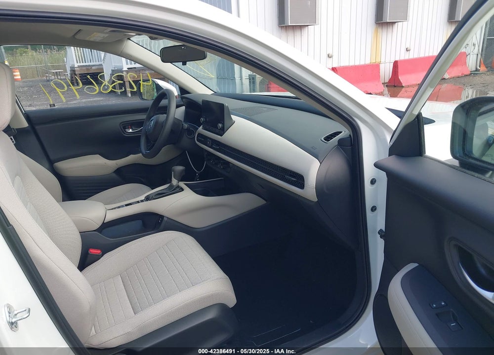 2025 HONDA HR-V VIN: 3CZRZ2H32SM762201
