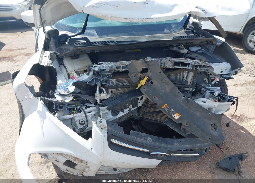 2016 FORD ESCAPE VIN: 1FMCU0GX1GUC55999