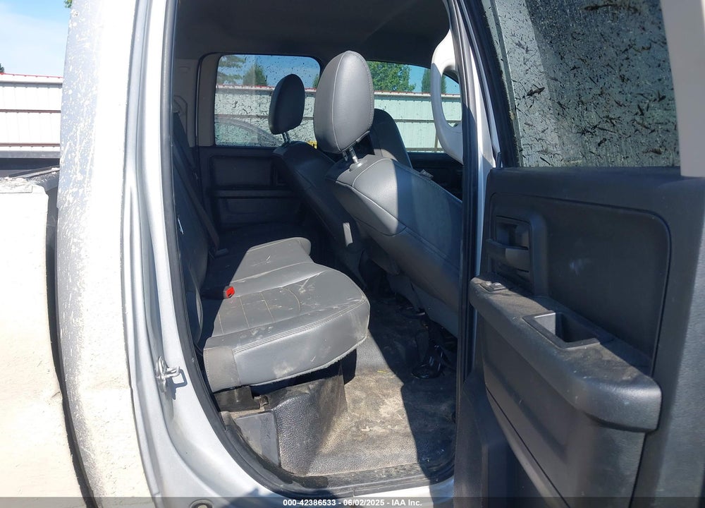 2017 RAM 1500 VIN: 1C6RR7FG9HS642427