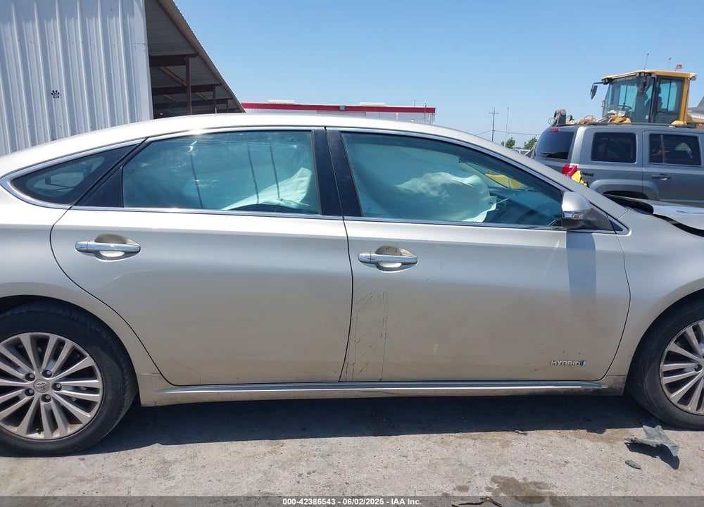 2014 TOYOTA AVALON HYBRID XLE TOURING VIN: 4T1BD1EB1EU025174