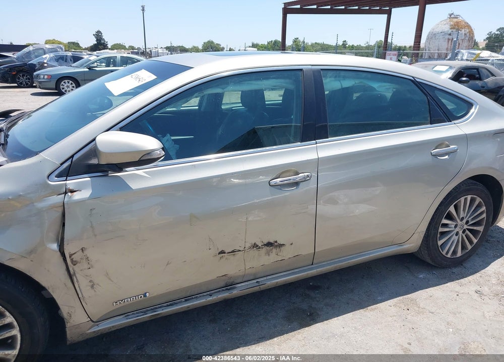2014 TOYOTA AVALON HYBRID XLE TOURING VIN: 4T1BD1EB1EU025174