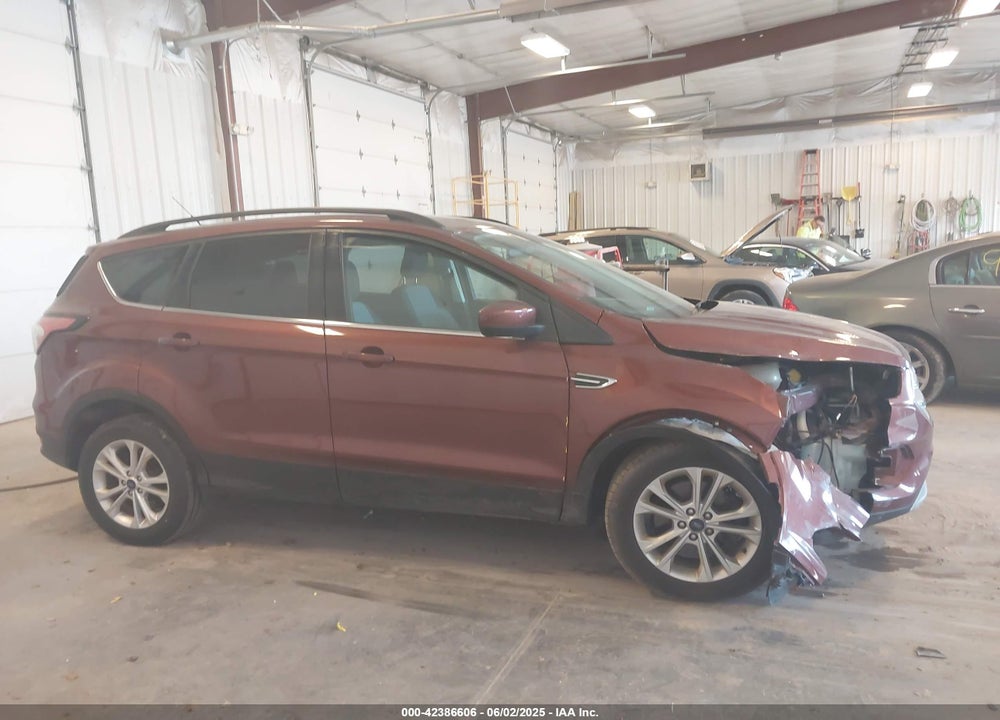2018 FORD ESCAPE SE VIN: 1FMCU9GD5JUA30230