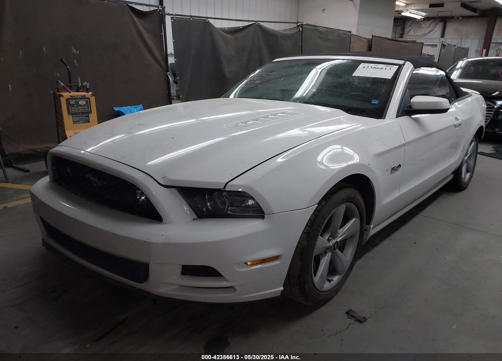 2013 FORD MUSTANG VIN: 1ZVBP8FF0D5200932