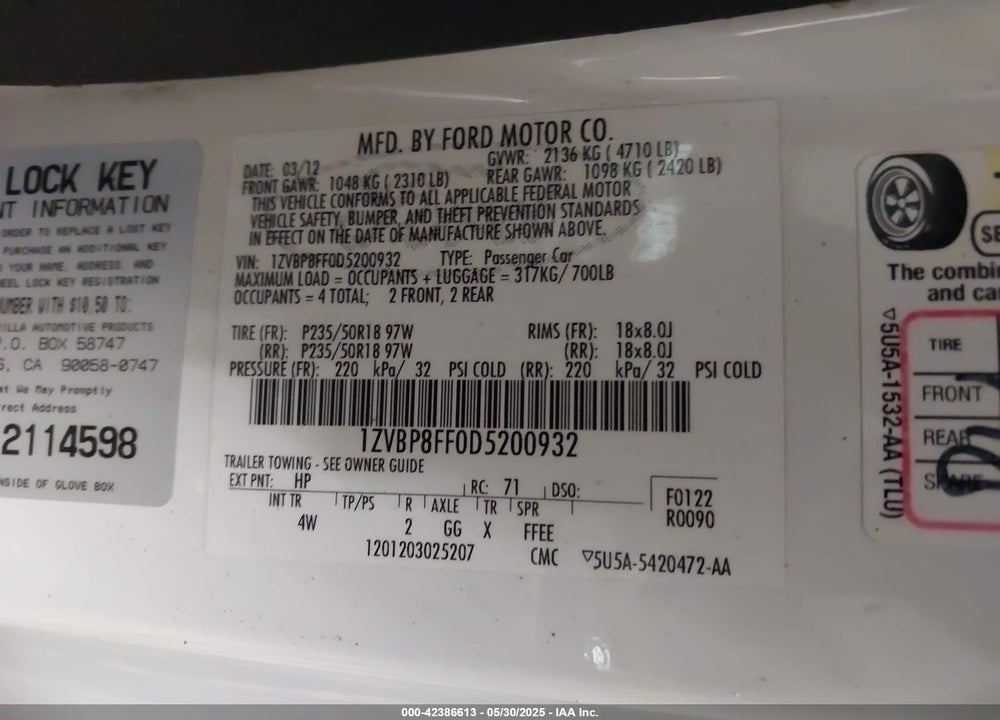 2013 FORD MUSTANG VIN: 1ZVBP8FF0D5200932