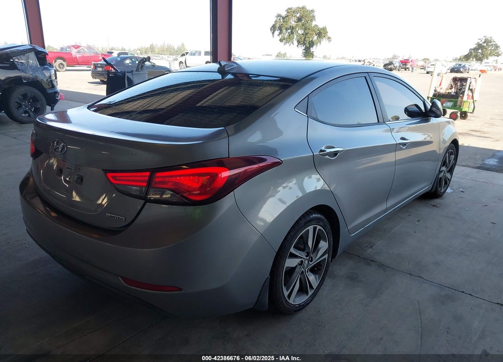 2015 HYUNDAI ELANTRA VIN: KMHDH4AE1FU258049