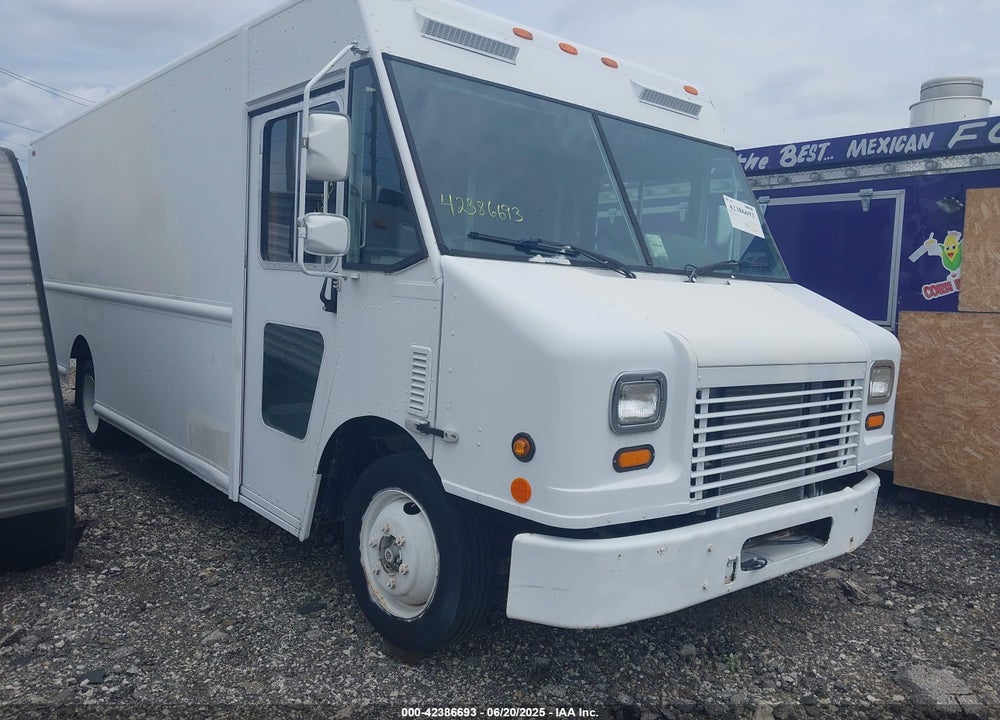 2009 FREIGHTLINER CHASSIS M LINE WALK-IN VAN VIN: 4UZAANDU79CAM6236