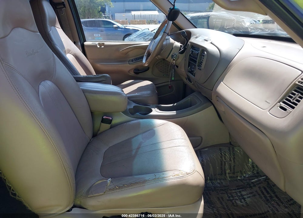 1998 FORD EXPEDITION EDDIE BAUER/XLT VIN: 1FMRU1762WLC11697