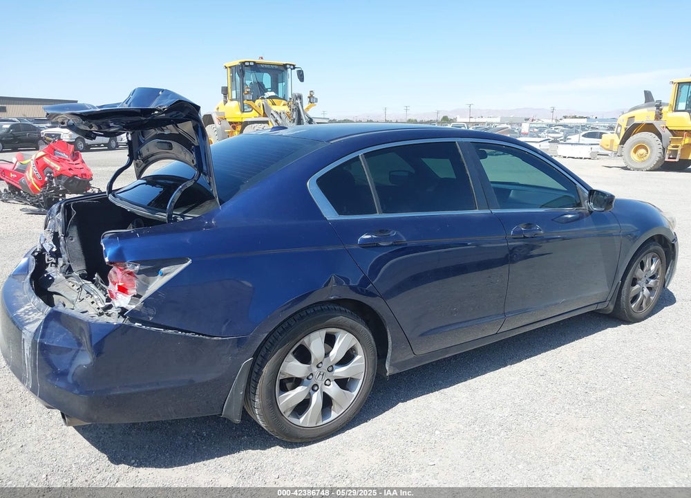 2008 HONDA ACCORD VIN: 1HGCP26878A155914