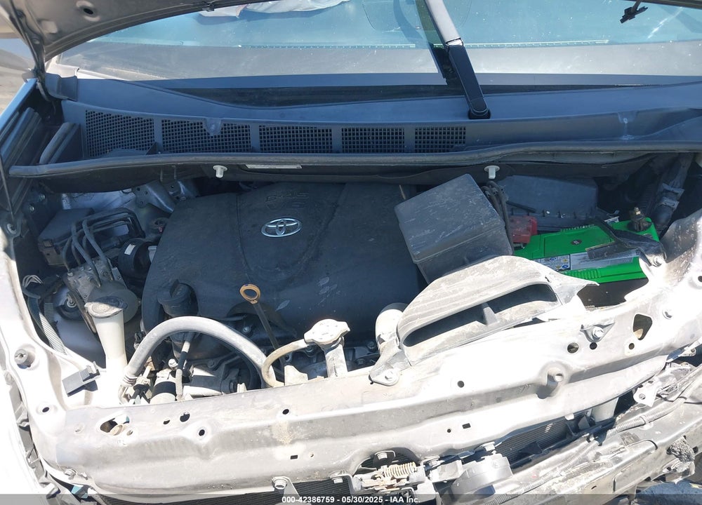 2017 TOYOTA SIENNA XLE 8 PASSENGER VIN: 5TDYZ3DCXHS895701