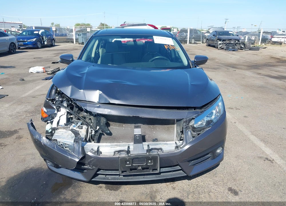 2018 HONDA CIVIC VIN: JHMFC1F30JX018885