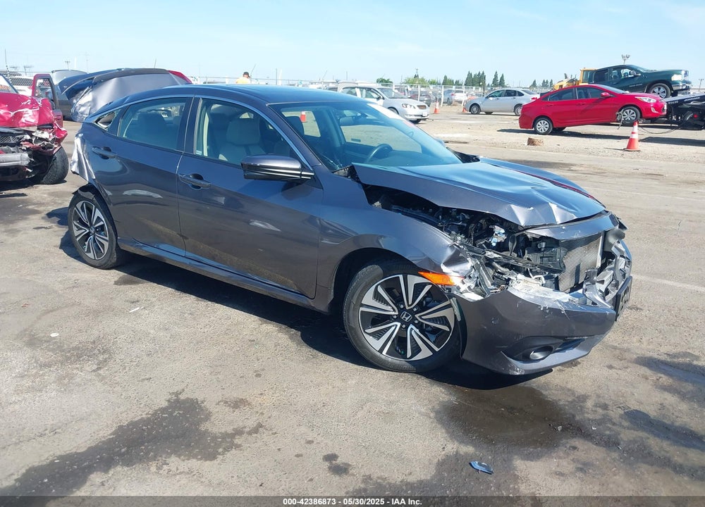 2018 HONDA CIVIC VIN: JHMFC1F30JX018885