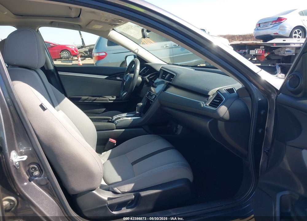 2018 HONDA CIVIC VIN: JHMFC1F30JX018885